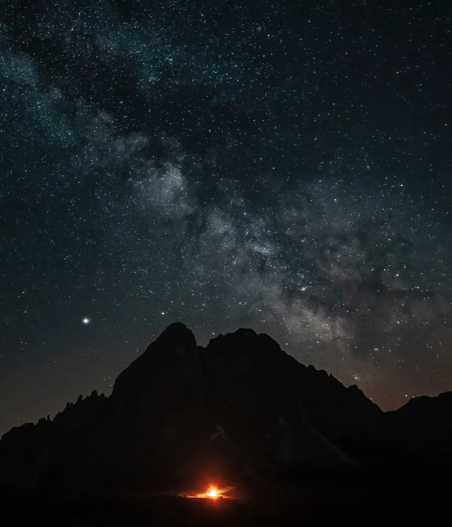 Eberhard grossgasteiger elk Qkl Un Hk4 unsplash